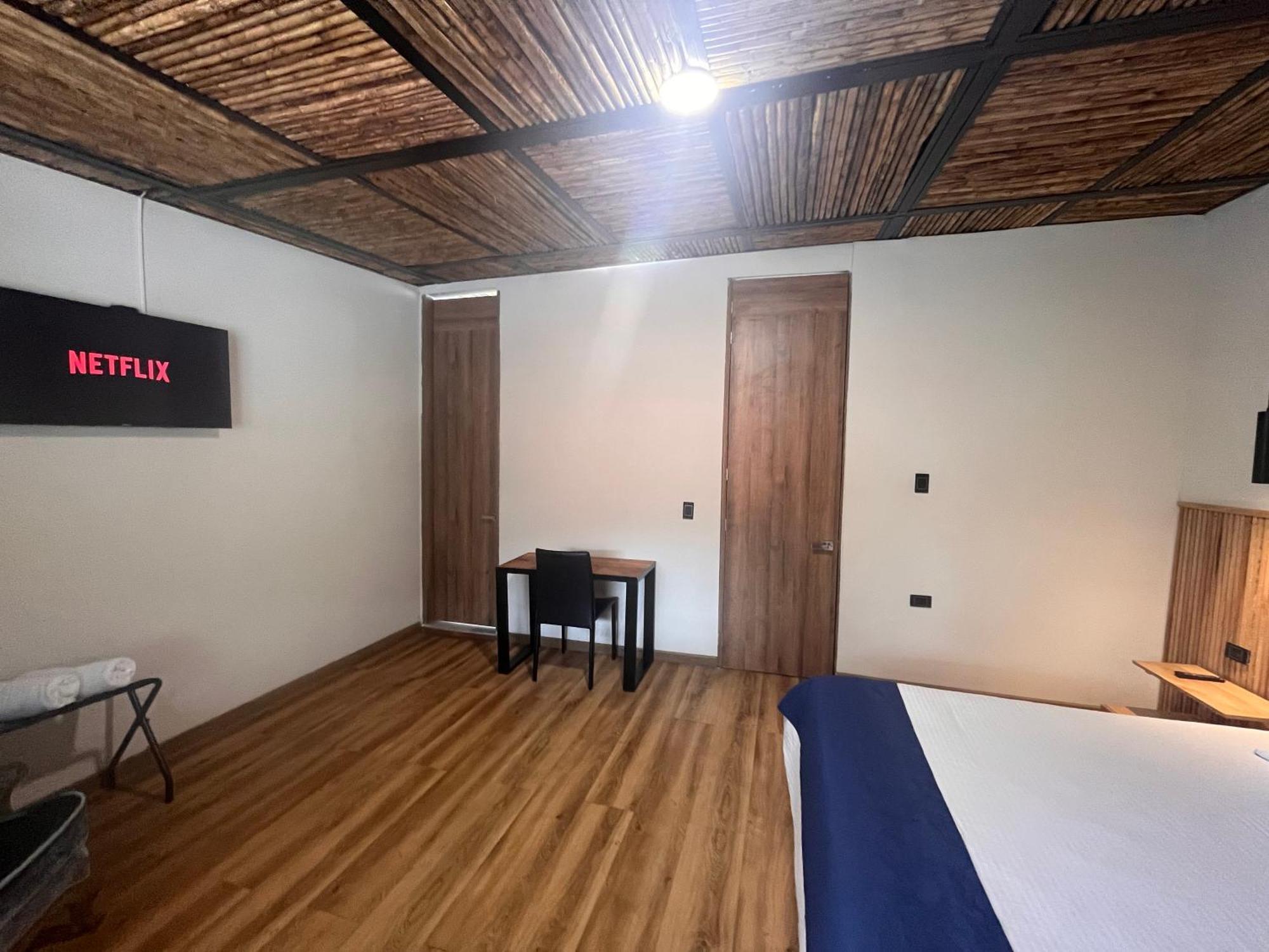 Casa 121, Calle 121 No 7-18 * Bogotá